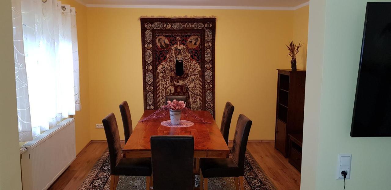 Ferienhaus Fichtenwalde, 160M², 3 Sz, 2 Baeder, Bis 6 Personen, Garten, Vdsl Bagian luar foto